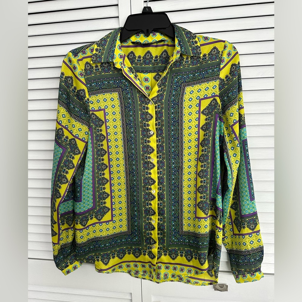 Women blouse